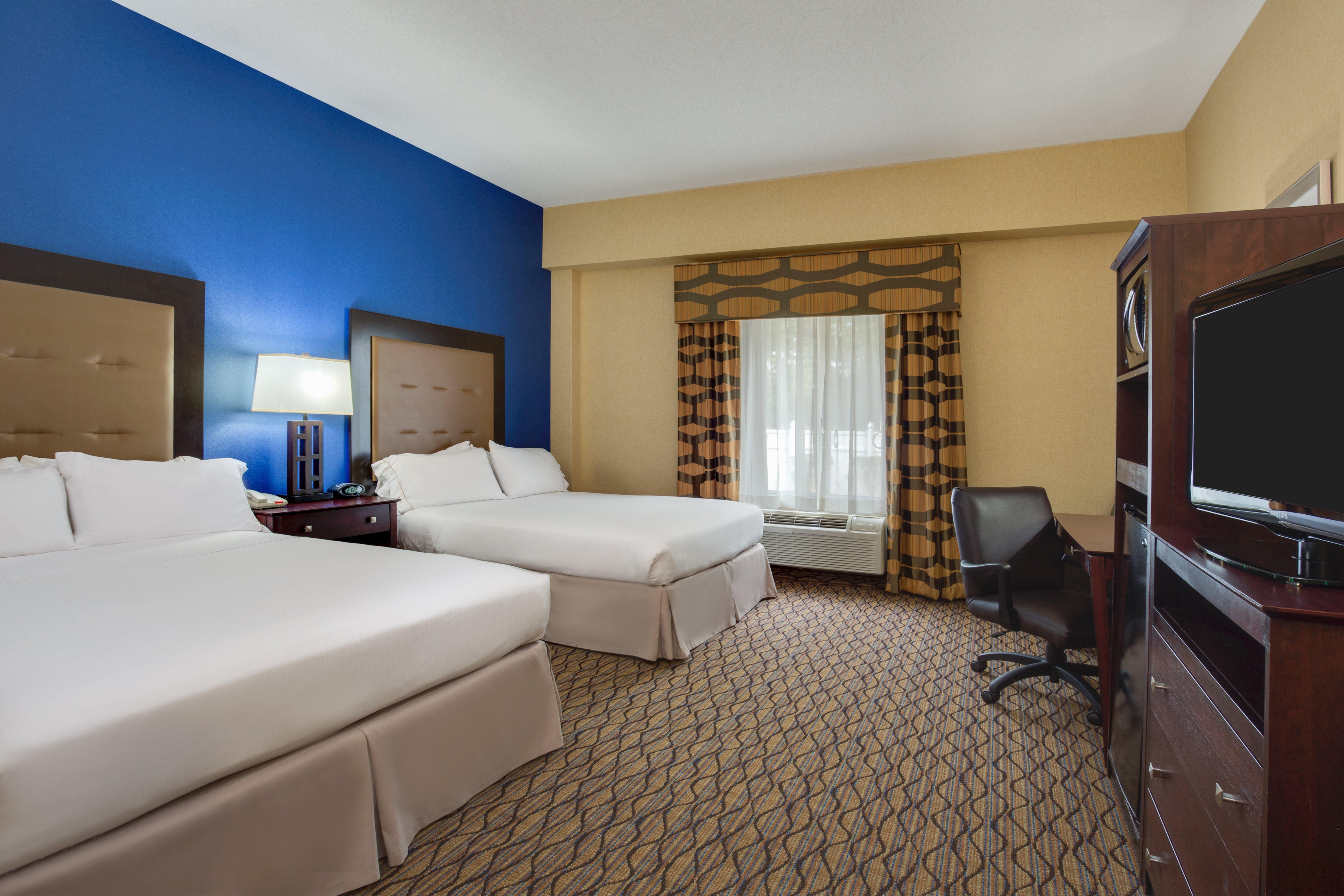 Holiday Inn Express Tower Center New Brunswick By Ihg East Brunswick Exteriör bild